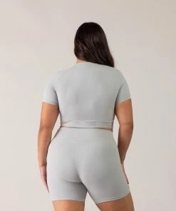 Deals โญ BLOCHSTORE-US BLOCHeverhold Cross Over Tee Mist ๐ 21 Deals โญ BLOCHSTORE-US BLOCHeverhold Cross Over Tee Mist ๐ -Bloch Active Collection Shop 0000s 0012 ZCO2100 MIS DCO2100 MIS XL W6A0495