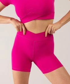 Brand new 🔔 BLOCHSTORE-US BLOCHeverhold 5 Inch Cross Over Short Violet 👏 -Bloch Active Collection Shop 0009 ZCO2100 VLT DCO2100 VLT M W6A0240