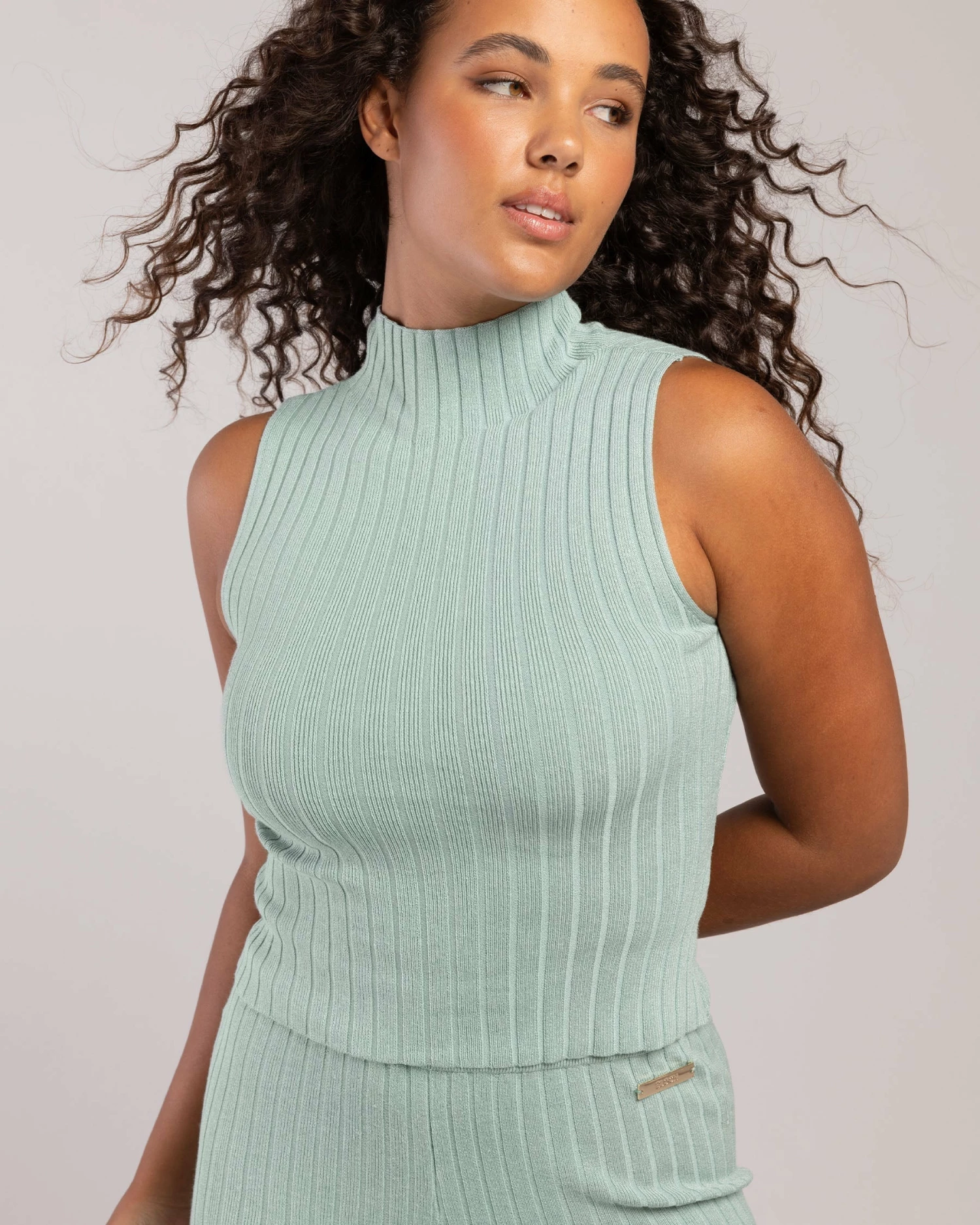 Flash Sale ๐ BLOCHSTORE-US Rib Lounge Funnel Neck Sage ๐ 1 Flash Sale ๐ BLOCHSTORE-US Rib Lounge Funnel Neck Sage ๐