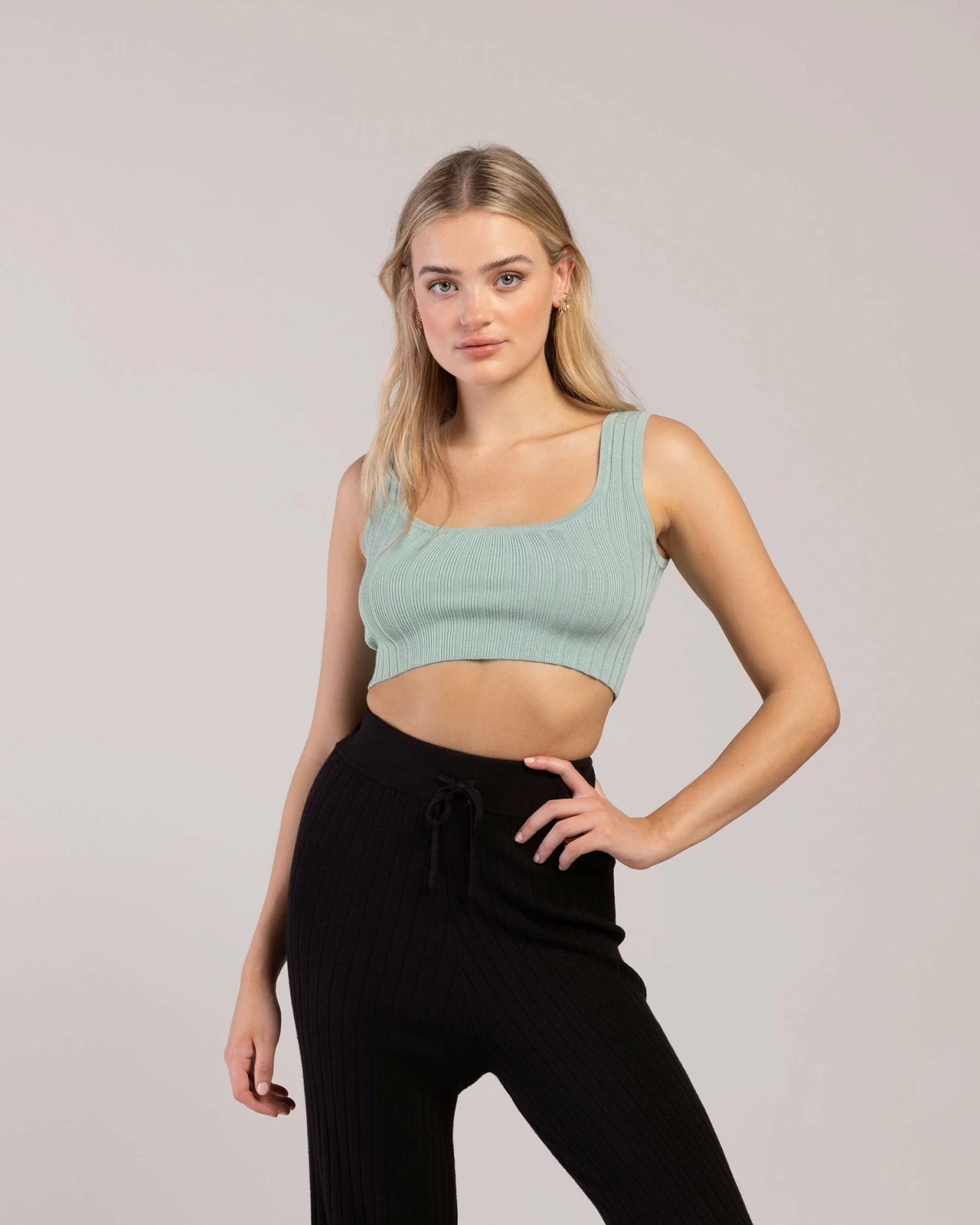 Brand new ๐ BLOCHSTORE-US Rib Lounge Tank Sage ๐ฅ 2 Brand new ๐ BLOCHSTORE-US Rib Lounge Tank Sage ๐ฅ - Image 2