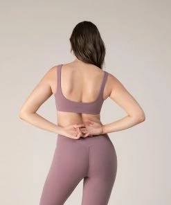 Best reviews of 🔔 BLOCHSTORE-US BLOCHeverhold Square Neck Bra Dianthus 🥰 -Bloch Active Collection Shop ZCO1702 DIA TCO1700 DIA MED 407 136f770e e950 49d8 848f 6e30d0b7b143