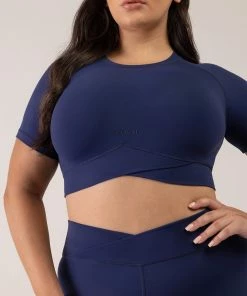 Top 10 π BLOCHSTORE-US BLOCHeverhold Cross Over Tee Dark Iris π 11 Top 10 π BLOCHSTORE-US BLOCHeverhold Cross Over Tee Dark Iris π -Bloch Active Collection Shop ZCO2100 DRI DCO2100 DRI XL 6360